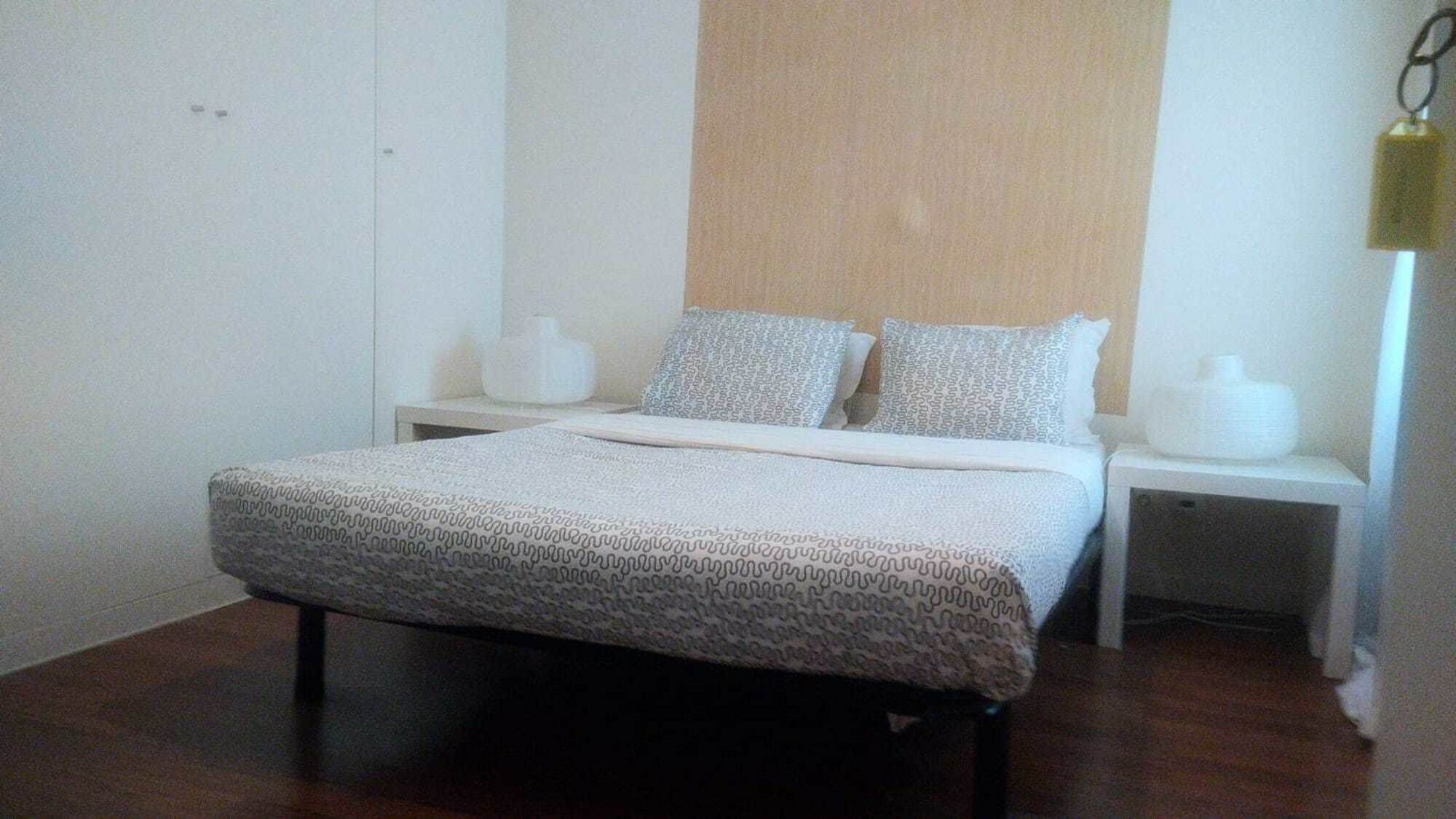 Metro Hostel *